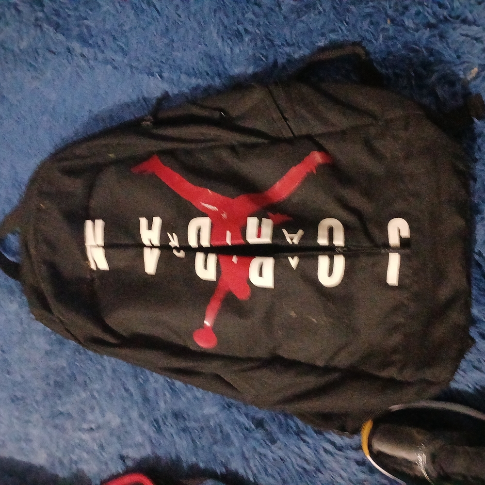 Jordan Split Black Backpack - image 2